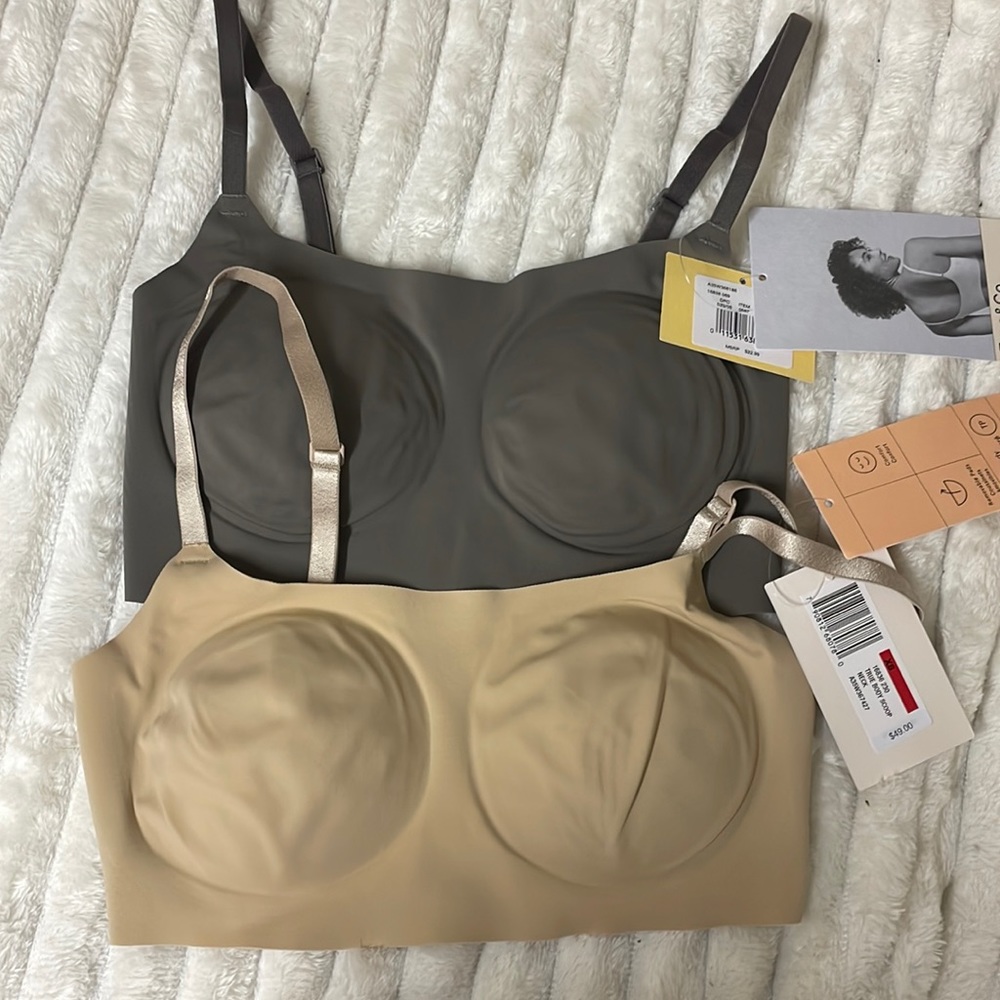 2 True & Co. true body scoop neck bra